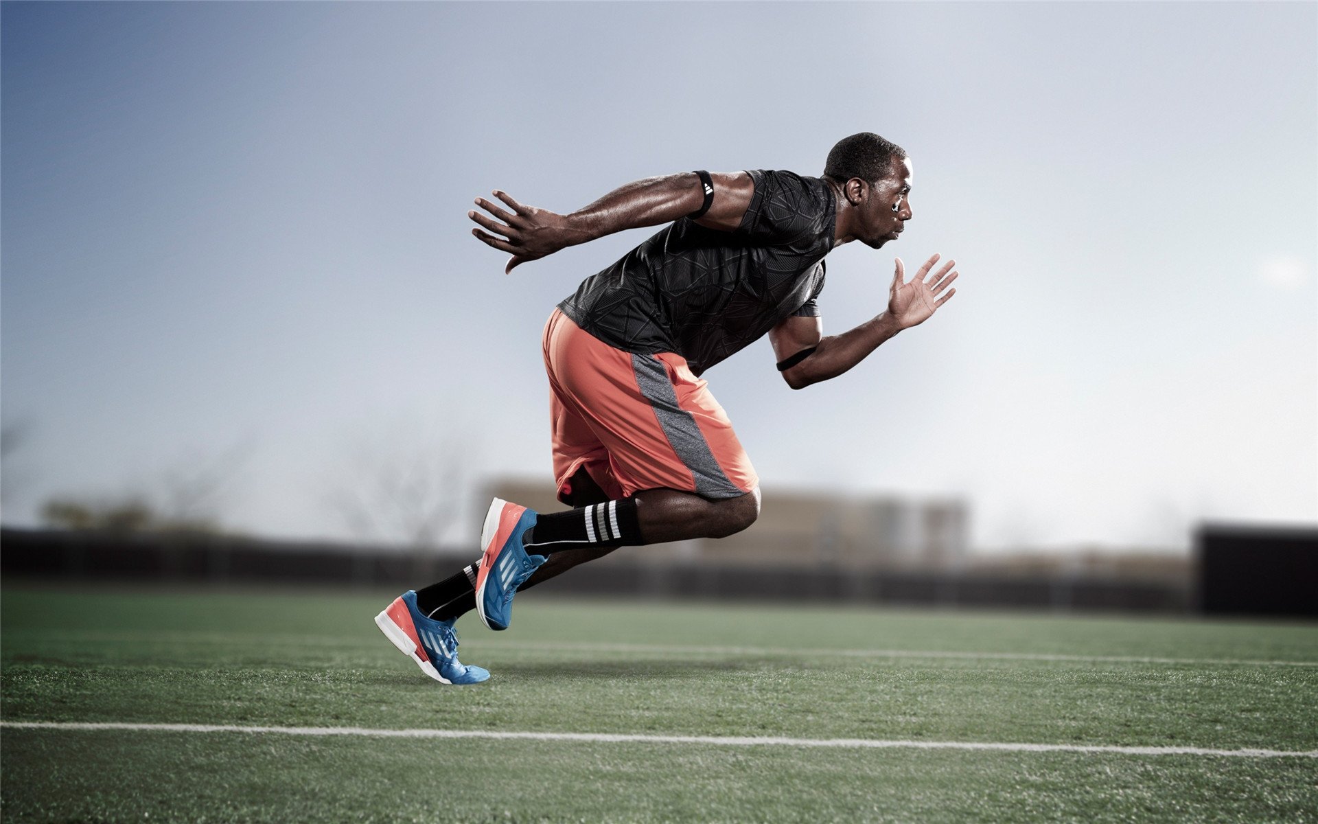 官方：37岁前拜仁后卫博阿滕自宣退役，结束20年职业生涯